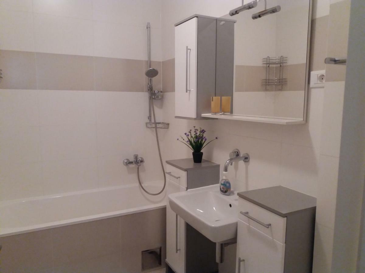 Apartment Maslina Split Buitenkant foto